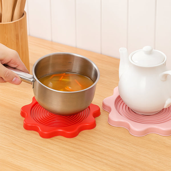 Multifunction Place mats Waterproof Anti-Slip at Insulation Table Mats Thermos Bottle Cup Mat Cup Coaster Kitchen Accessories, Home Thermos Kettle Pad, Heat Proof Pad Heat Insulation Pad (23×23 CM)